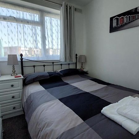 Sunny View, 87 Brambles Chine Villa Фрешуотър Екстериор снимка