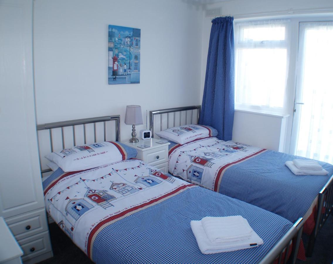 Sunny View, 87 Brambles Chine Villa Фрешуотър Екстериор снимка