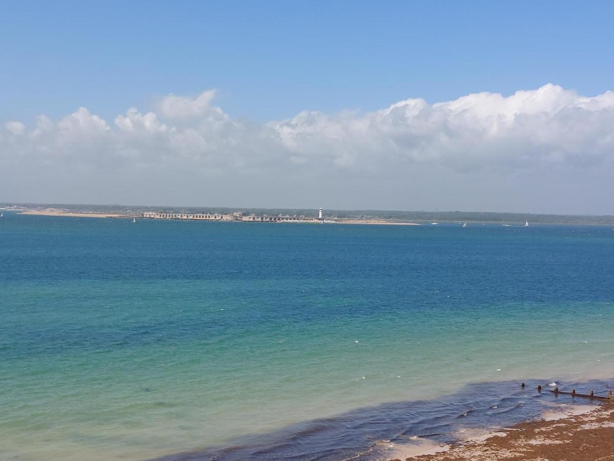 Sunny View, 87 Brambles Chine Villa Фрешуотър Екстериор снимка